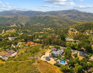 20063 Elfin Forest Lane - Photo Thumbnail 61