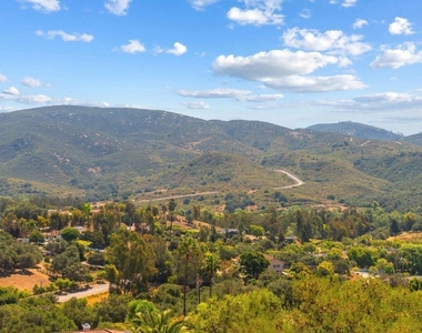 20063 Elfin Forest Lane - Photo Thumbnail 37