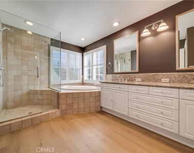 1568 Ensley Avenue - Photo Thumbnail 48
