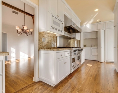 1568 Ensley Avenue - Photo Thumbnail 13