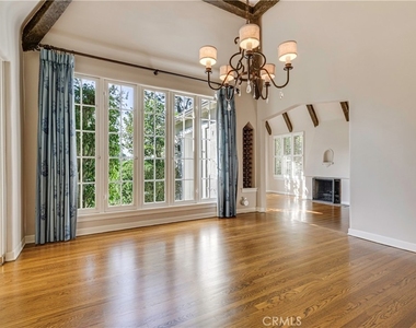 1568 Ensley Avenue - Photo Thumbnail 11