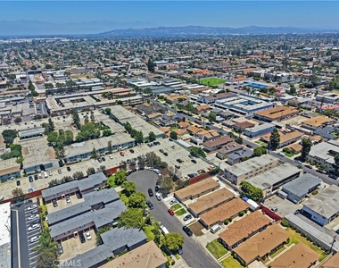 10520 Myrtle Street - Photo Thumbnail 11