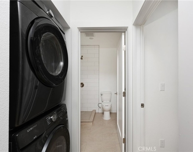 10520 Myrtle Street - Photo Thumbnail 6