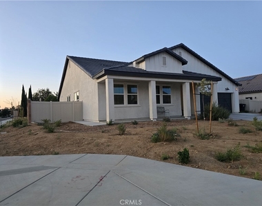 1887 Vincent Dr - Photo Thumbnail 1
