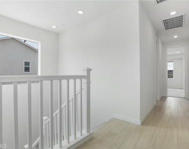 27273 Debut Place - Photo Thumbnail 12
