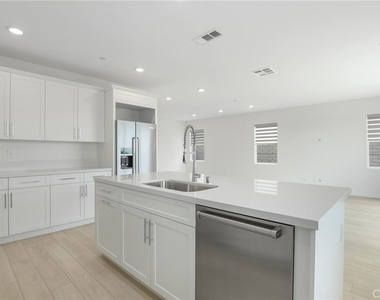 27273 Debut Place - Photo Thumbnail 7