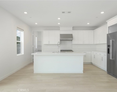 27273 Debut Place - Photo Thumbnail 5