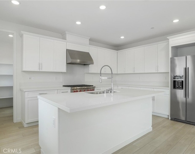 27273 Debut Place - Photo Thumbnail 6