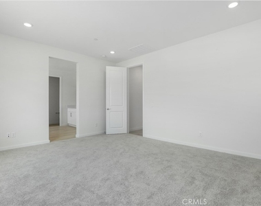 27273 Debut Place - Photo Thumbnail 14