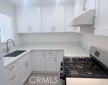 4324 Ivar Avenue - Photo Thumbnail 16