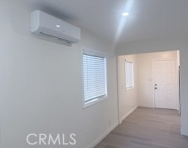 4324 Ivar Avenue - Photo Thumbnail 11