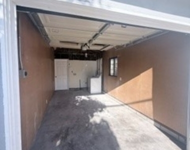 4324 Ivar Avenue - Photo Thumbnail 25