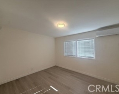4324 Ivar Avenue - Photo Thumbnail 18