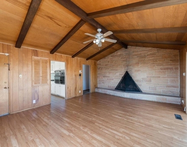 4120 Rhoda - Photo Thumbnail 19