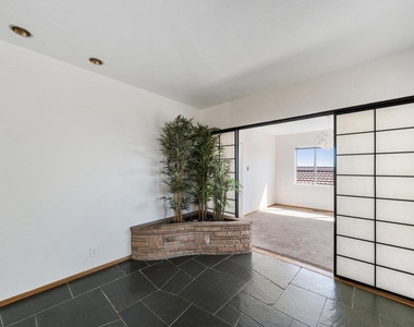 4120 Rhoda - Photo Thumbnail 6