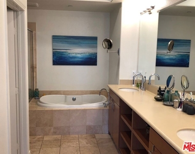 7100 Playa Vista Drive - Photo Thumbnail 9