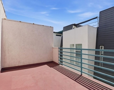 11015 Morrison Street - Photo Thumbnail 28