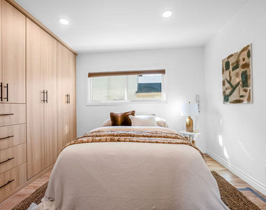 16421 Halldale Avenue - Photo Thumbnail 9