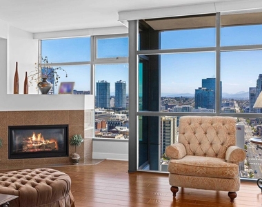 645 Front St - Photo Thumbnail 4