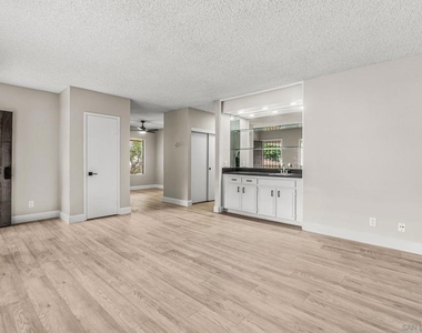 4225 Asher - Photo Thumbnail 4