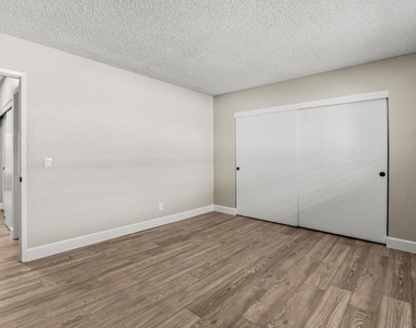 4225 Asher - Photo Thumbnail 12