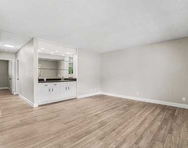 4225 Asher - Photo Thumbnail 6