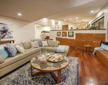 678 Orchid Ln - Photo Thumbnail 9
