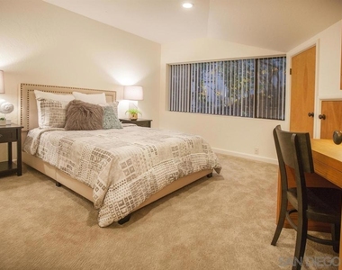678 Orchid Ln - Photo Thumbnail 17