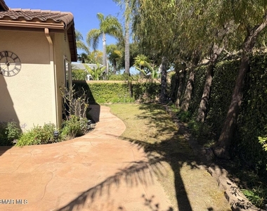 4370 Camino De La Rosa - Photo Thumbnail 22