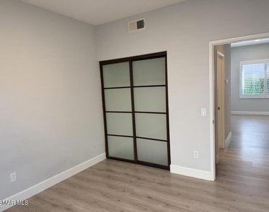 4370 Camino De La Rosa - Photo Thumbnail 14