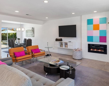 70170 Sun Valley Drive - Photo Thumbnail 15