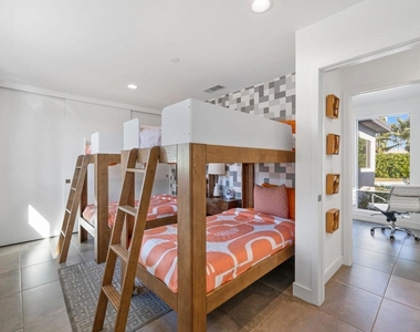70170 Sun Valley Drive - Photo Thumbnail 27
