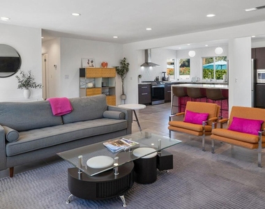 70170 Sun Valley Drive - Photo Thumbnail 3