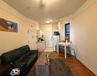 507 East 13th Street - Photo Thumbnail 10