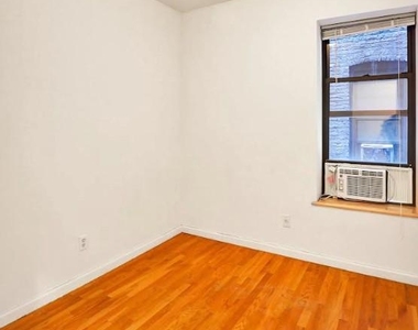 104 2nd Avenue - Photo Thumbnail 2