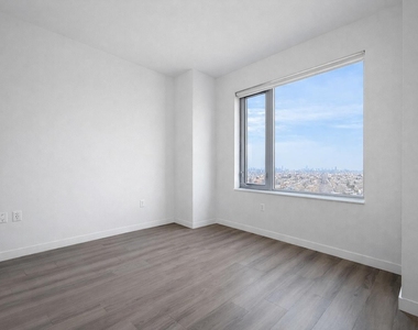 1524 Sheepshead Bay Road - Photo Thumbnail 3