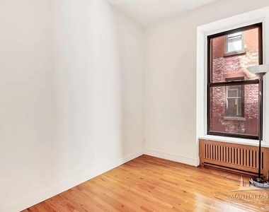 Copy of Madison Ave - Photo Thumbnail 6