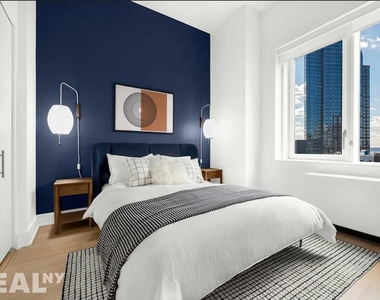 Ashland Place - Photo Thumbnail 3
