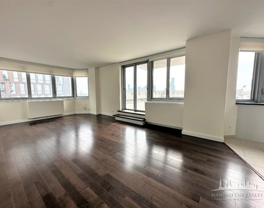 East 34th Street - Photo Thumbnail 1