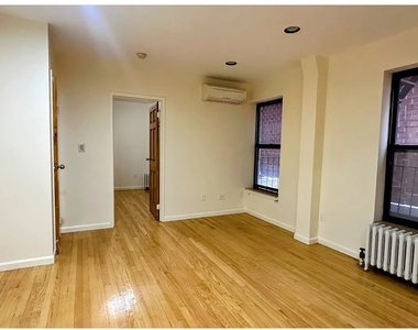 415 E 75th St - Photo Thumbnail 5