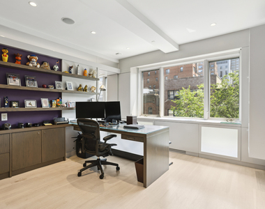 435 E 76th St - Photo Thumbnail 7