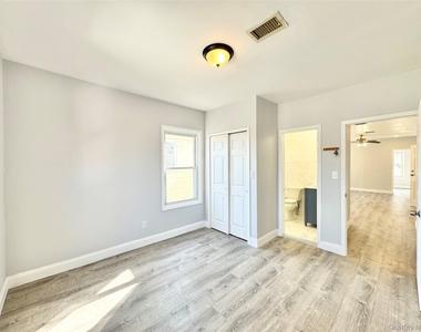 43-15 156th Street - Photo Thumbnail 10