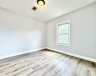 43-15 156th Street - Photo Thumbnail 8