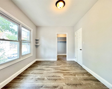 43-15 156th Street - Photo Thumbnail 5