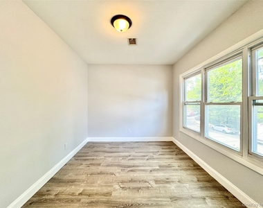 43-15 156th Street - Photo Thumbnail 3