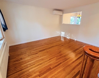 1526 Rhode Avenue - Photo Thumbnail 1