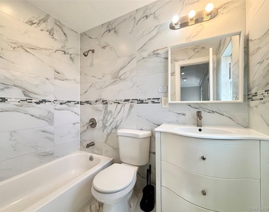 249-11 147th Road - Photo Thumbnail 7