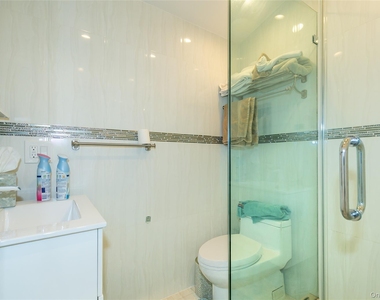 3 Edgewood Place - Photo Thumbnail 4