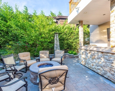 3 Edgewood Place - Photo Thumbnail 8