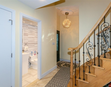 3 Edgewood Place - Photo Thumbnail 3